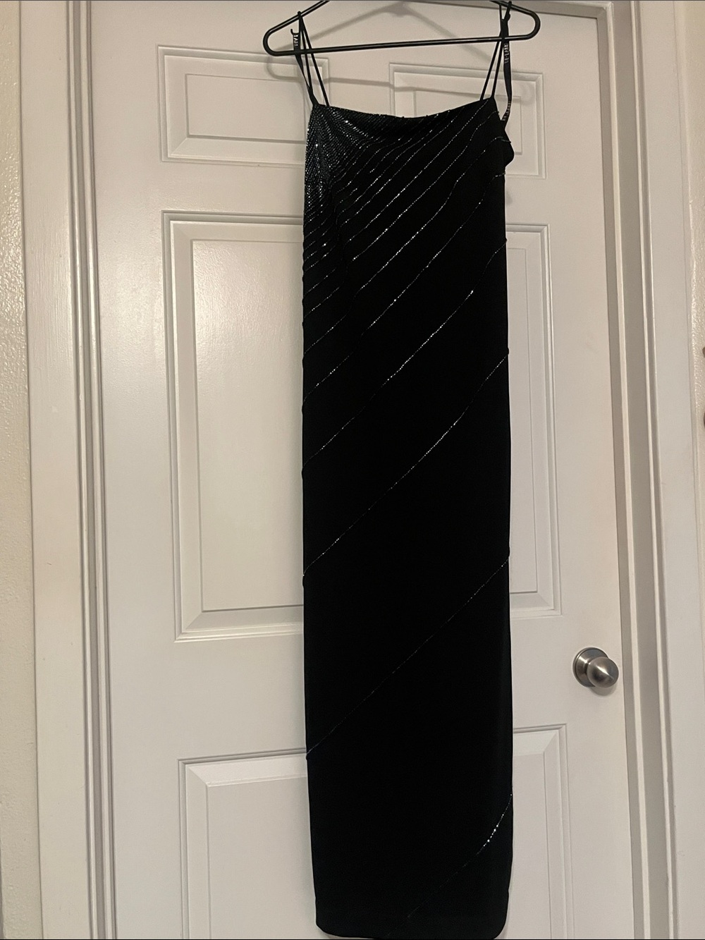 Elegant Black Beaded Spaghetti-Strap long Dress